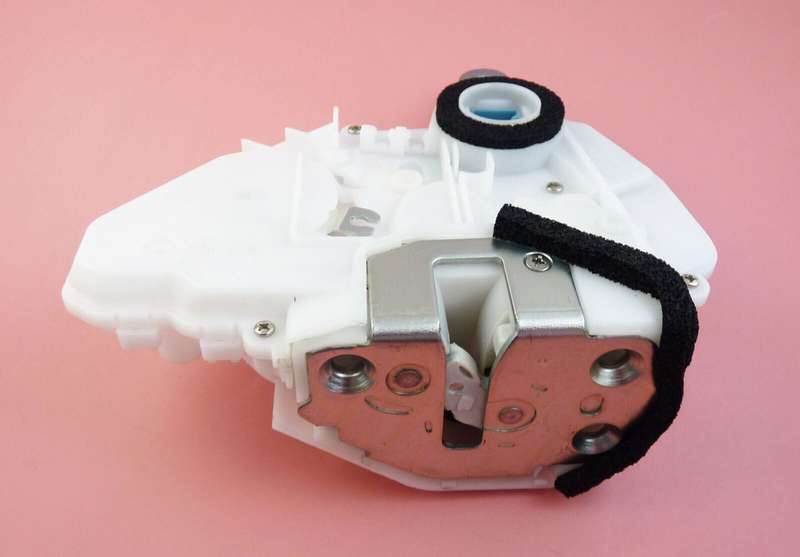 New Door Lock Actuator Front Right 72110-SNA-A14 For Honda Civic 1.8L 2.0L 06-11