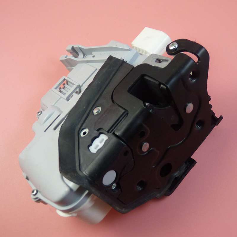 New Front Left Door Lock Latch For Passat B6 3C 2006-2011 Touareg Audi A4 TT