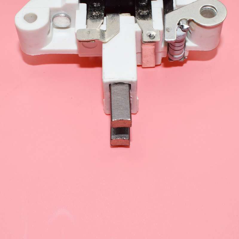 NEW ALTERNATOR Voltage Regulator For AUDI A4 A6 VW Passat Catera 0120339503