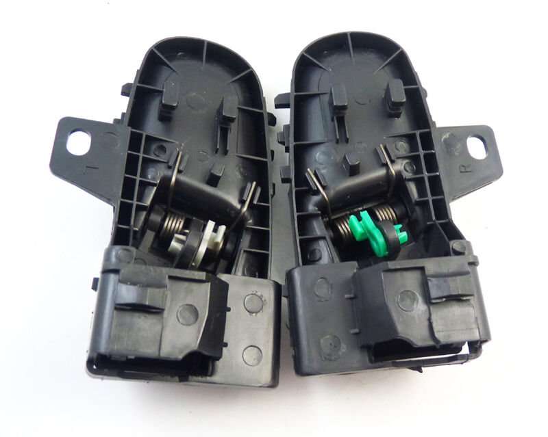 8313065E005ES Left Right Inside Inner Door Handle Set For Swift Suzuki Geo Metro
