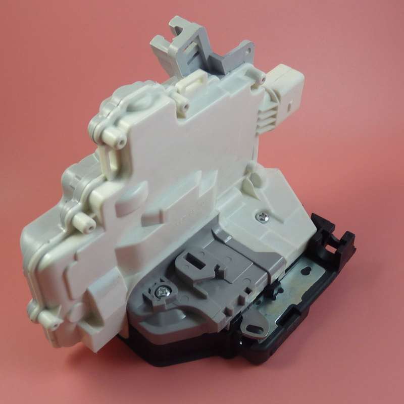 New Front Right Door Lock Latch For Passat B6 3C Touareg Audi A4 TT 8J1837016A