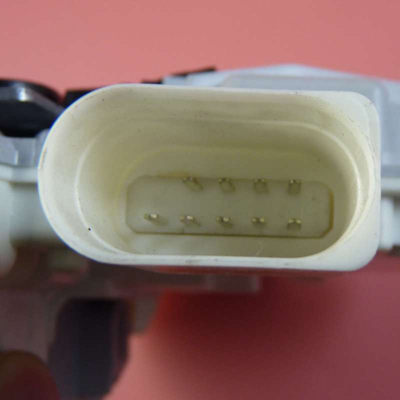 New Driver Side Door Lock Front Left For Audi A4 Q3 Q5 Q7 VW Touareg 3C1837015A