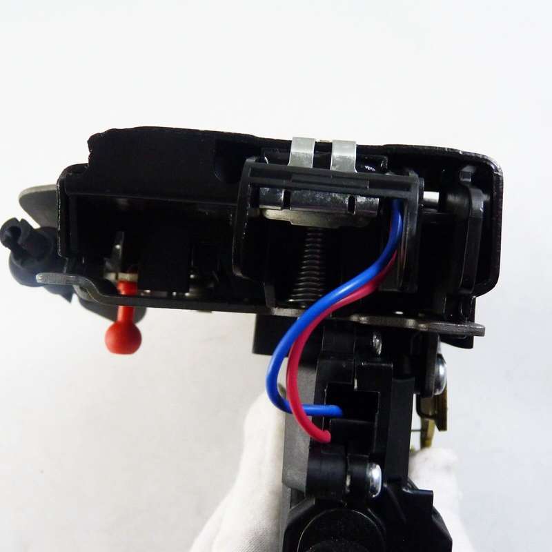 4B0839015G Rear Left Driver Side Door Lock Actuator for Audi A4 A6 Quattro S4