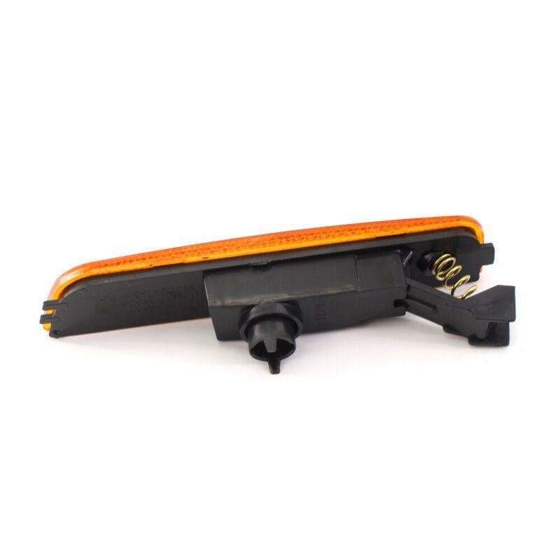 Right For VW Passat B5.5 01-05 Front Bumper Side Marker Light 3B0 945 072 Yellow