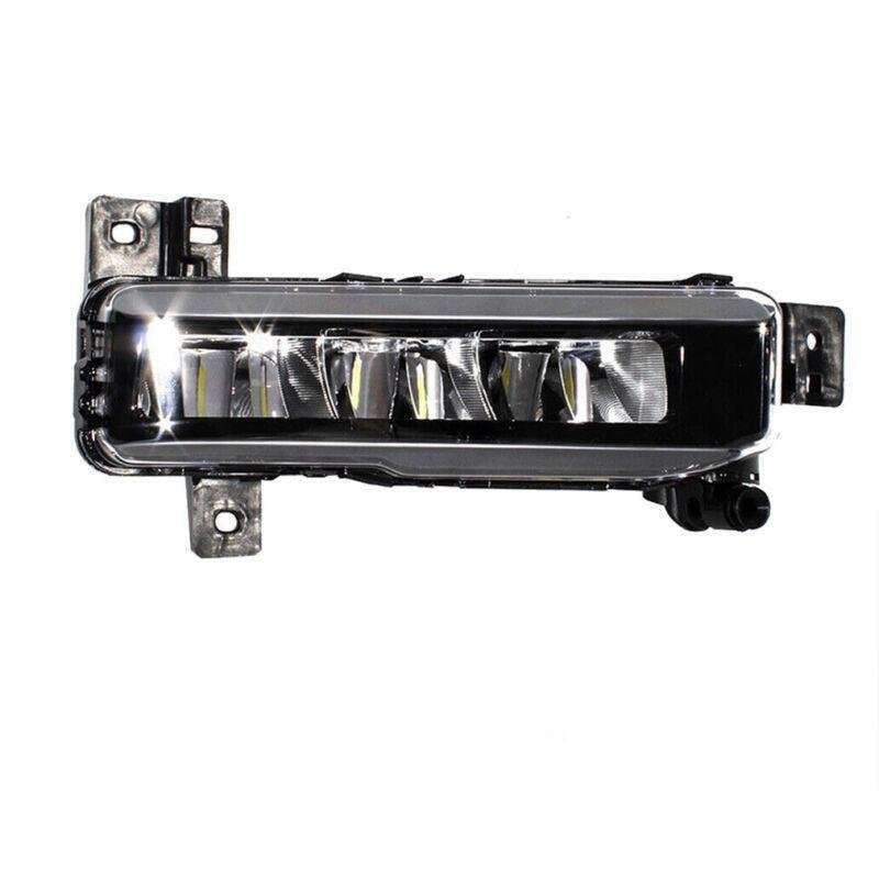 Front Bumper LED Fog Lights Lamps For BMW 7 Series GO7 F45 F46 2019-2021 Right