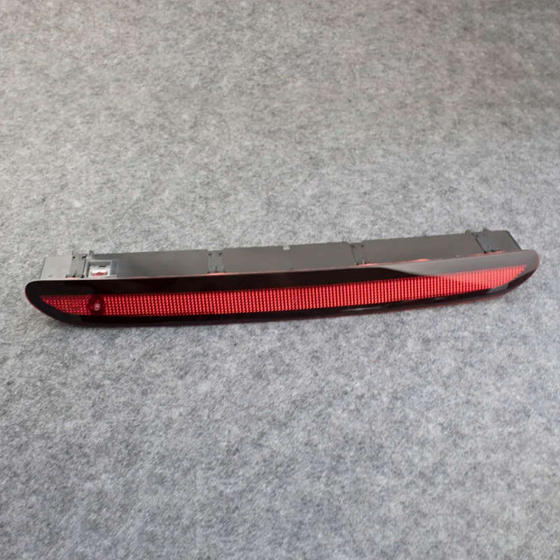 5GG945087C Rear LED Black &amp; Red Third Stop Lamp Additional Brake Light For Golf 7 Golf 7.5 R-...