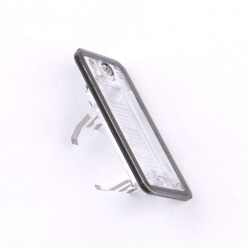 8E0807430A 8E0807430B left / Right License Plate Light Lamp Lens For AUDI A3 A4 S4 B6 B7 A6/S6 Q7...
