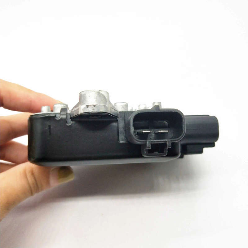 Cooling Fan Control Unit Module 1355A124 for Mitsubishi Outlander Lancer Mazda 6 3.0L MPV 2003-20...