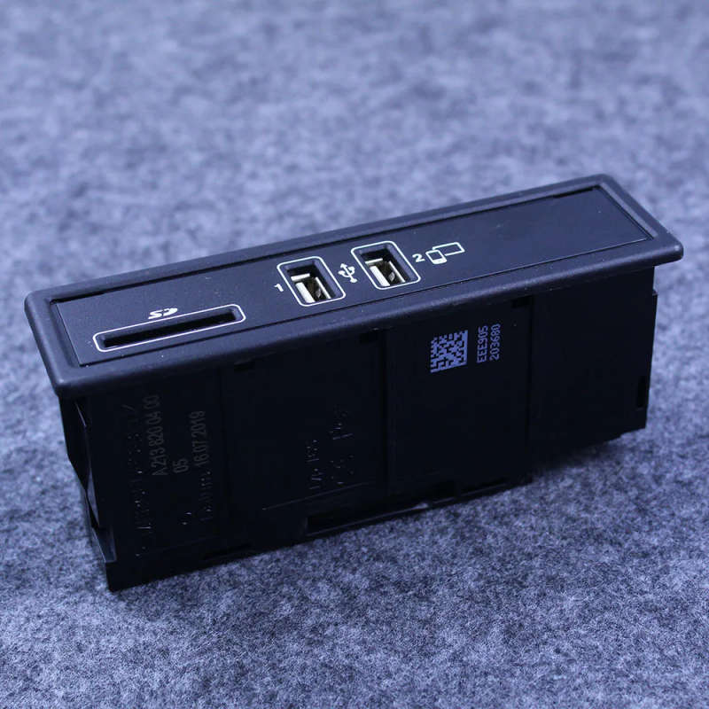 For MERCEDES-BENZ S W205 Multimedia Connection Unit A2138200400 NEW  USB Socket
