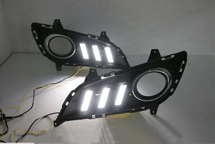 led drl daytime running light for Hyundai Elantra 2012-2016 with Dynamic moving yellow turn signa...
