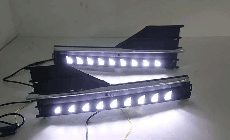 led drl daytime running light for Skoda Octavia 2018-2019 with Dynamic moving yellow turn signal ...