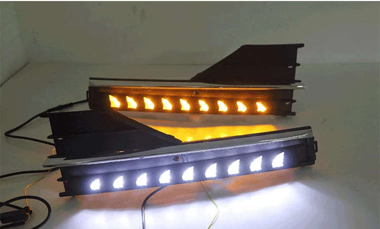 led drl daytime running light for Skoda Octavia 2018-2019 with Dynamic moving yellow turn signal ...