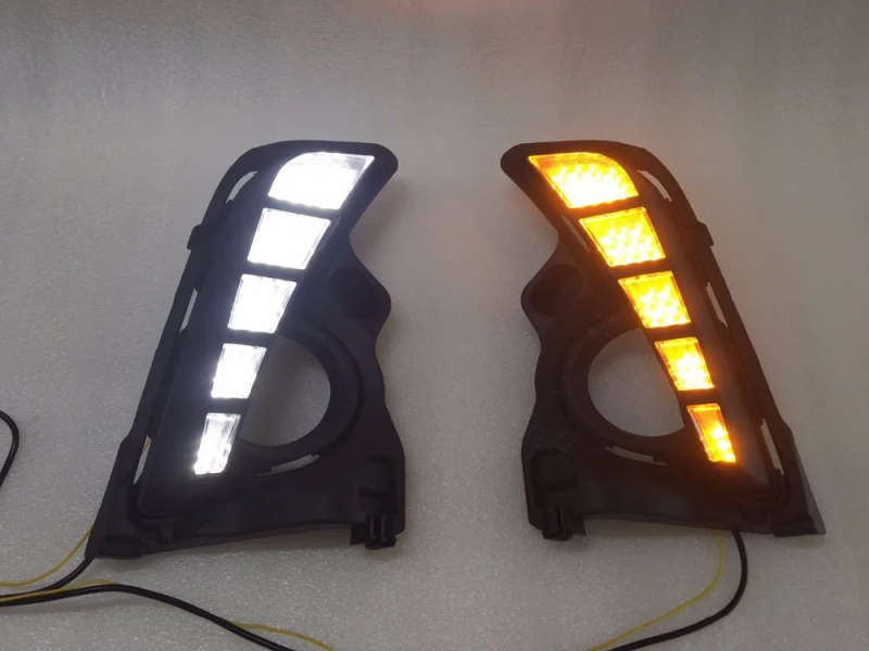 led drl daytime running light for Toyota Highlander 2018 with moving yellow turn signals and blue...