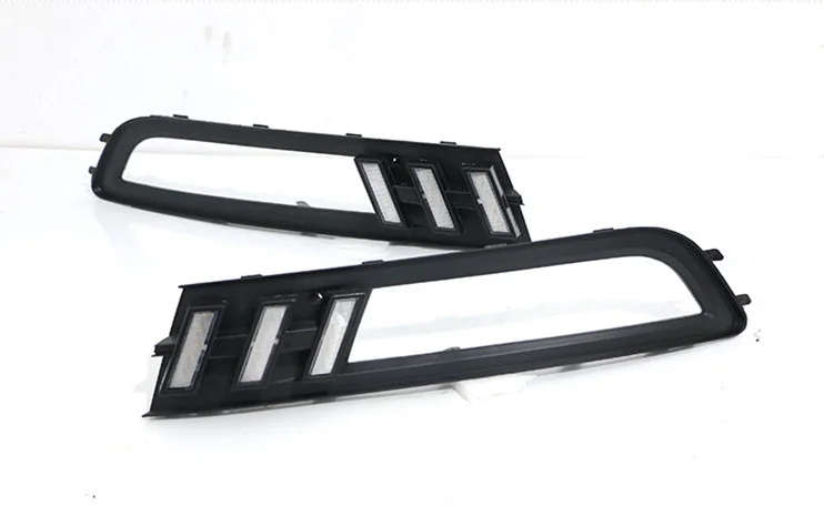 led drl daytime running light for Volkswagen Passat 2017-2019 with Dynamic moving yellow turn sig...