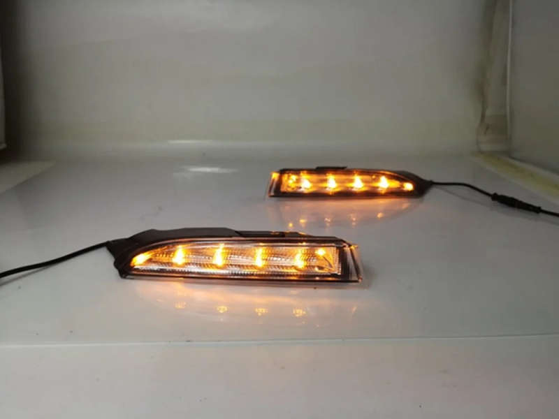 led drl daytime running light for Volkswagen Scirocco R 2010-2014 with Dynamic moving yellow turn...