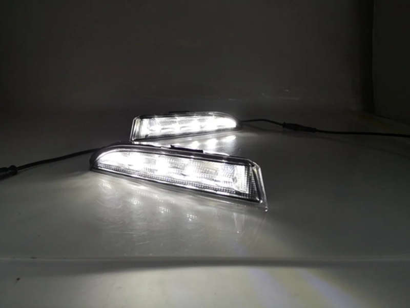 led drl daytime running light for Volkswagen Scirocco R 2010-2014 with Dynamic moving yellow turn...