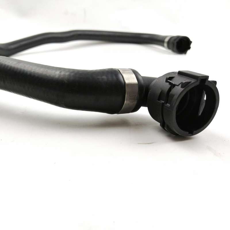 Heat Exchanger Hose 64216960026 For BMW 3 Series E90 E91 E92 E93 1 Series E82 Engine Inlet Pipe