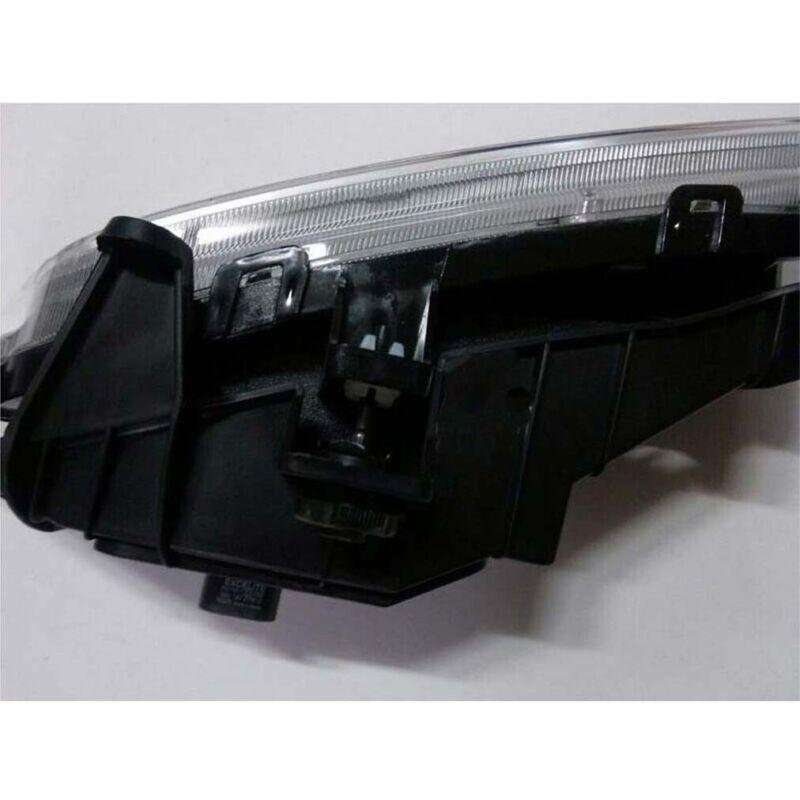 For Hyundai i800 iMAX H1/ Grand Starex 2007-15 Right Side Front Bumper Fog Light