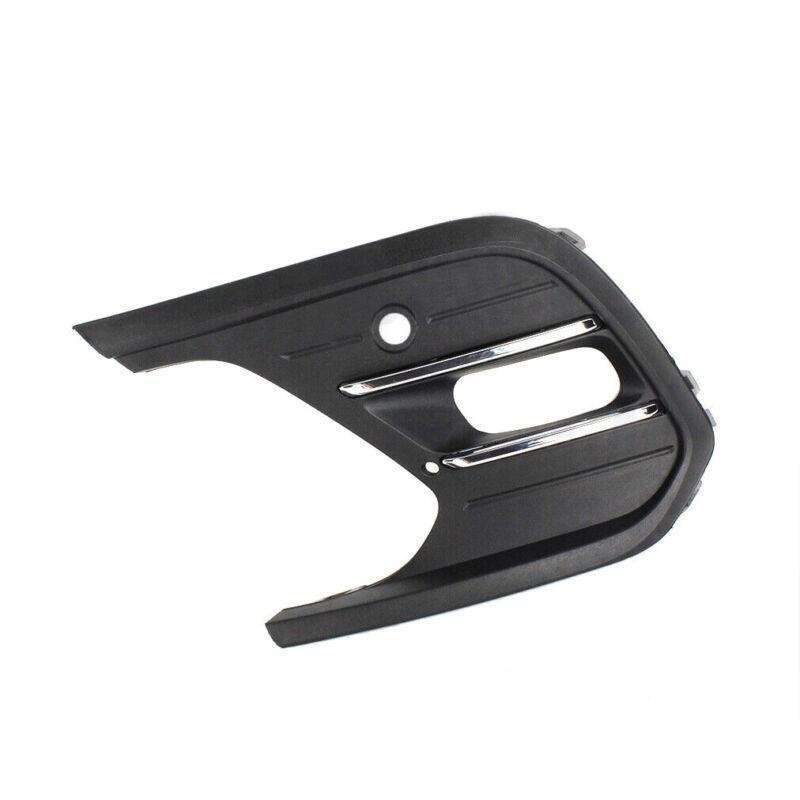 Front Bumper Fog Light Grille Cover For Volkswagen VW Polo 2021-23 Left Chrome