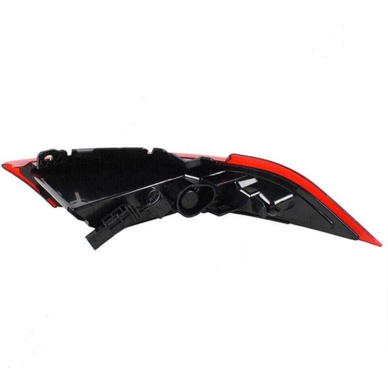 Rear Bumper Stop Light Reflector For Land Rover Discovery L462 2017-2020 Pair