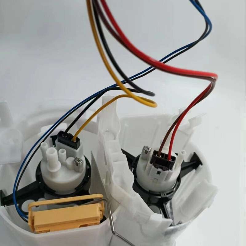 Right Fuel Pump Assy Feed Unit Compatible with Mercedes Benz W204 S204 C63 AMG*
