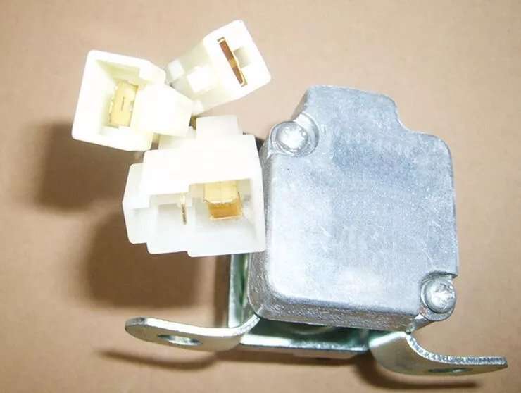 New Relay For Isuzu 4HK1 4JJ1 4BG1 4BD1 4JB1 4LE1 6HK1 6WG1 6BG1 4552128