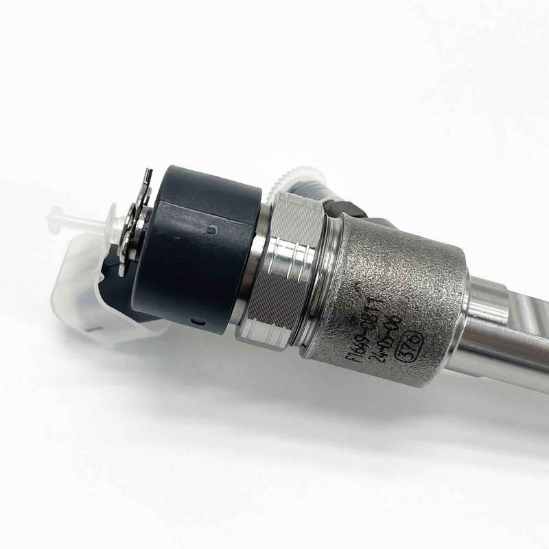 4 Fuel Injector Compatible 5801569141 New Holland L221 L228 L321 Engine F5HF