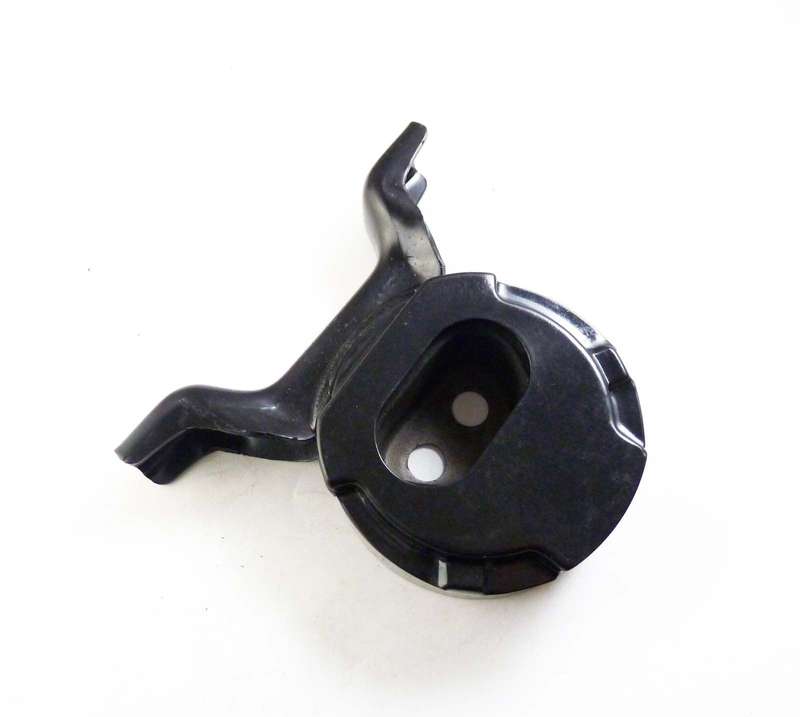 5238042082 Arm Bushing Rear Differential Mount for 96-2005 Toyota RAV4 2.0L 2.4L