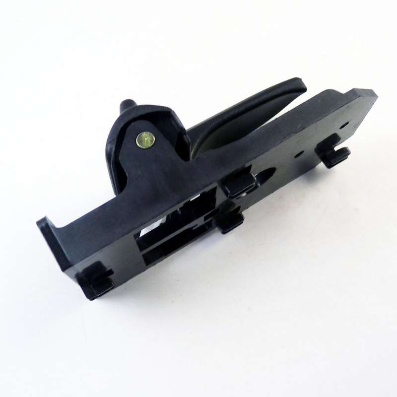 Black Inside Door Handle Right 82620-2F000 For 2004-2006 Kia Spectra 2.0L New