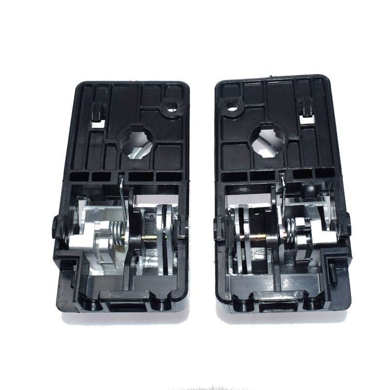 Left &amp; Right Silver Interior Door Handles Pair For Hyundai Tucson 2008-2009