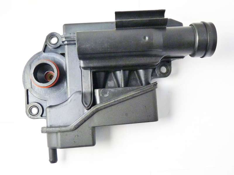 New PCV Pressure Control Crankcase Breather Valve For Audi Q7 S6 S8 VW Touareg