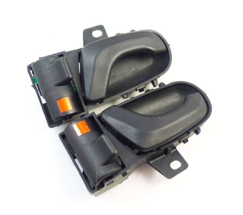 8313065E005ES Left Right Inside Inner Door Handle Set For Swift Suzuki Geo Metro