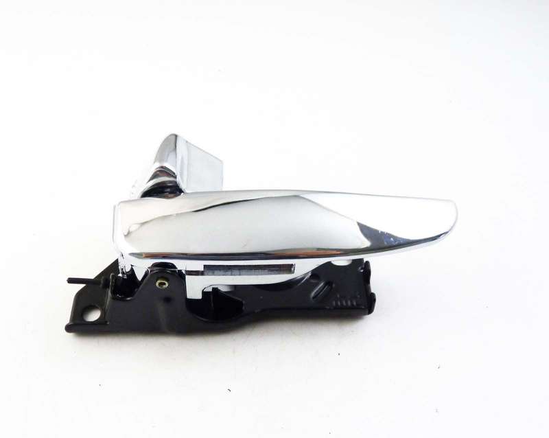 Front or Rear Left Door Handle Interior For Hyundai Sonata 2001-2005 826103D010