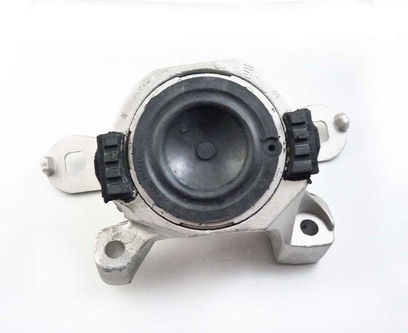 New Right Passenger Side Engine Mount Lower For Volvo S40 V50 31262676 62432676