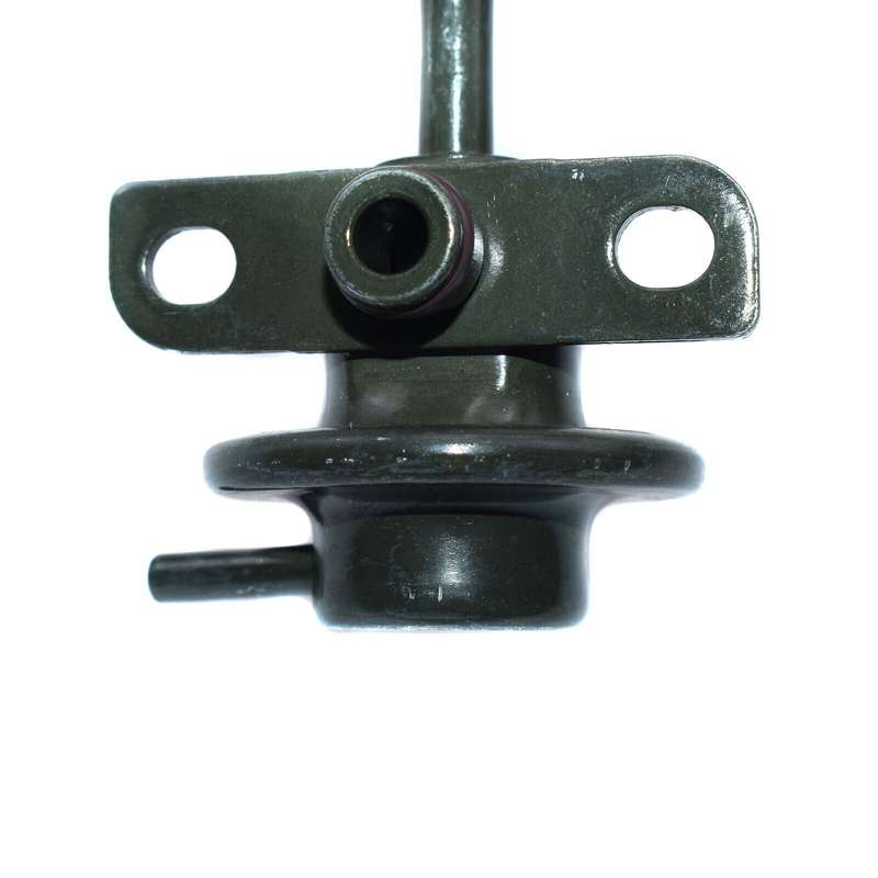 Fuel Injection Pressure Regulator 23280-75020 For Toyota 4Runner Tacoma T100