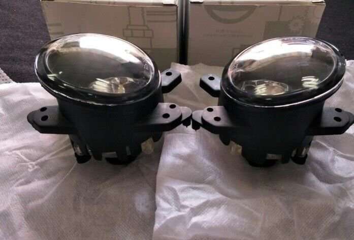 Pair of Left Right Front Driving Fog Light Lamp for SMART Fortwo 451 07-14