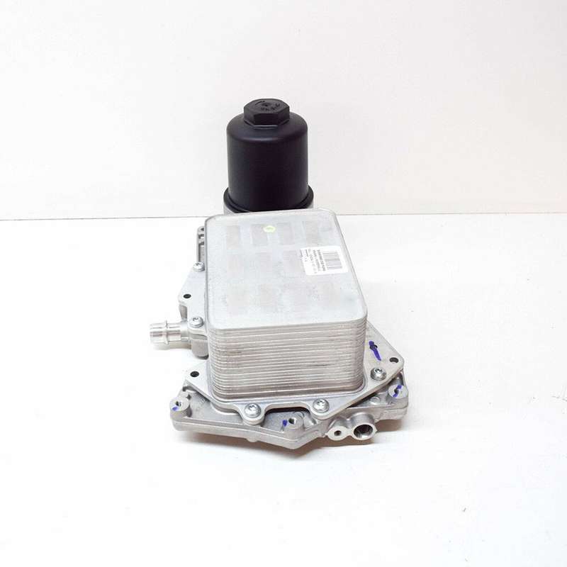 LR022895 Oil Cooler For Range Rover 02-14 Range Rover Sport 4.4L V8 Diesel