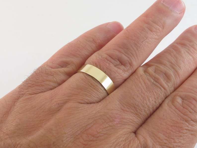Gold 5mm Plain Wedding Band