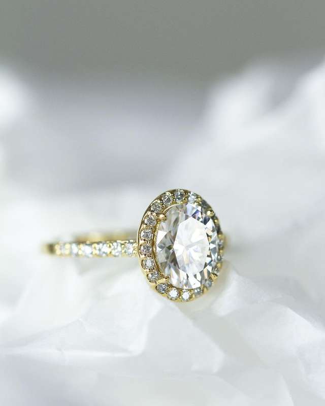 Oval Halo Engagement Ring