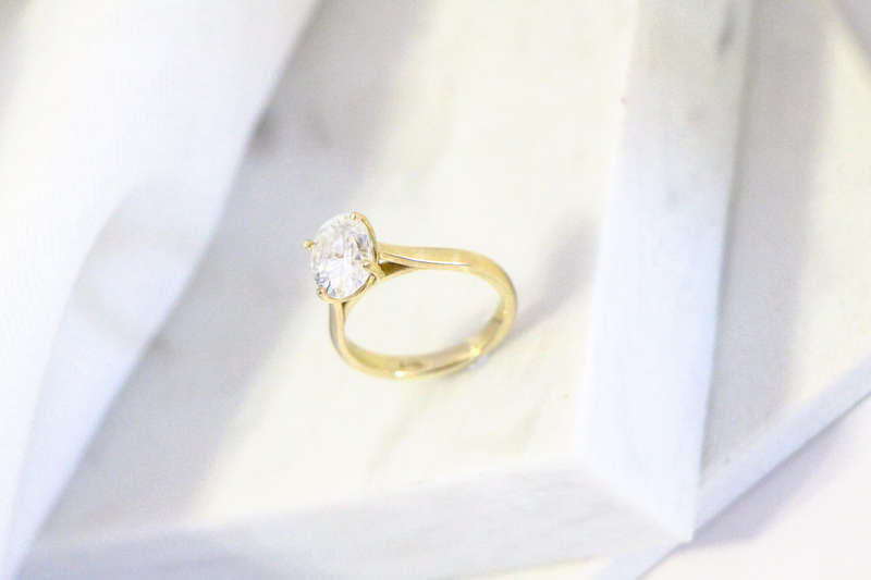 2ct Moissanite Oval Engagement Ring