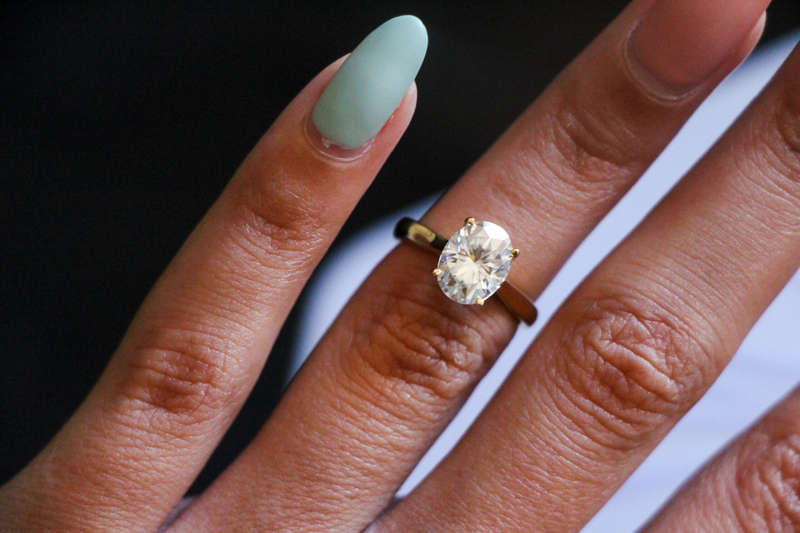 2ct Moissanite Oval Engagement Ring
