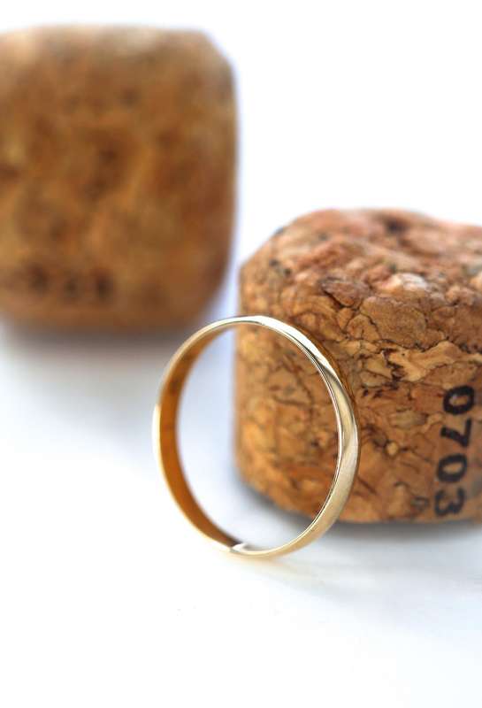 3mm Mens Gold Wedding Band - Comfort fit