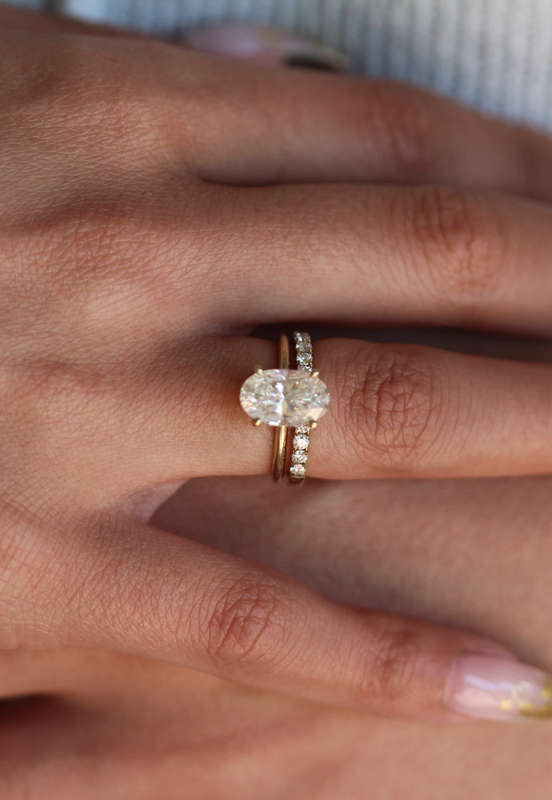 Yellow Gold Oval Wedding Ring Set