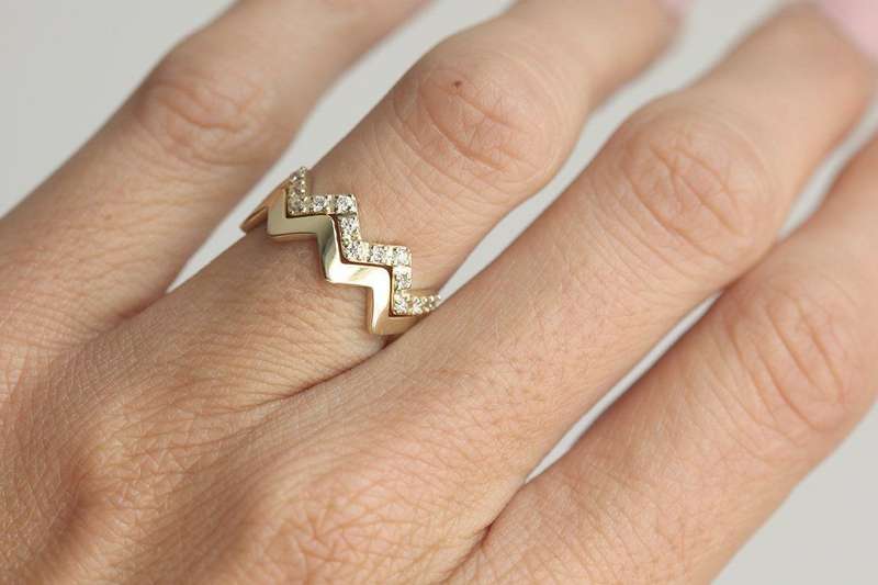 Geometric Moissanite Eternity Wedding Ring Set