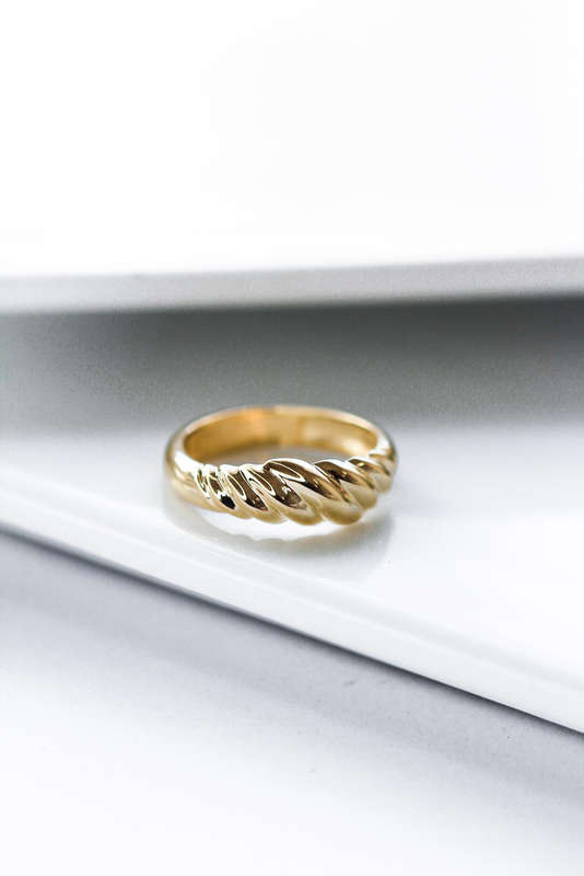 Gold Croissant Ring
