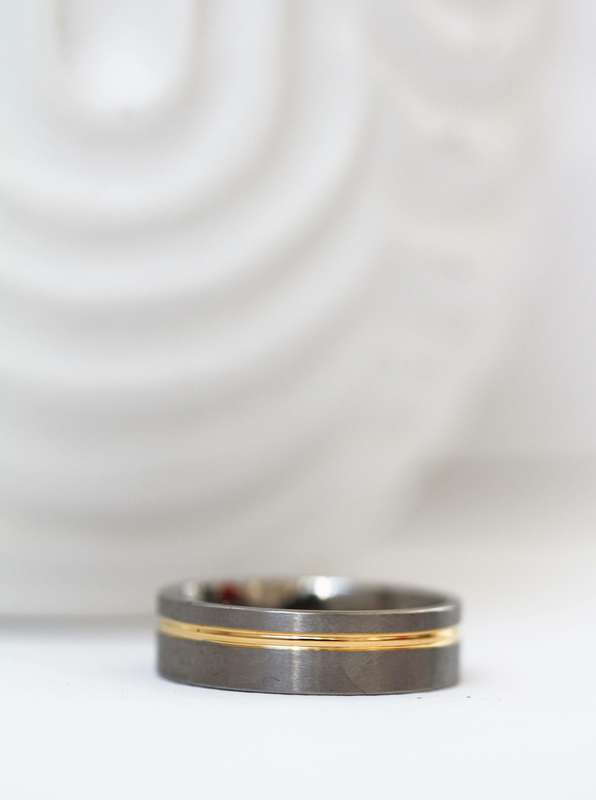 7mm Grooved Mens Titanium Ring
