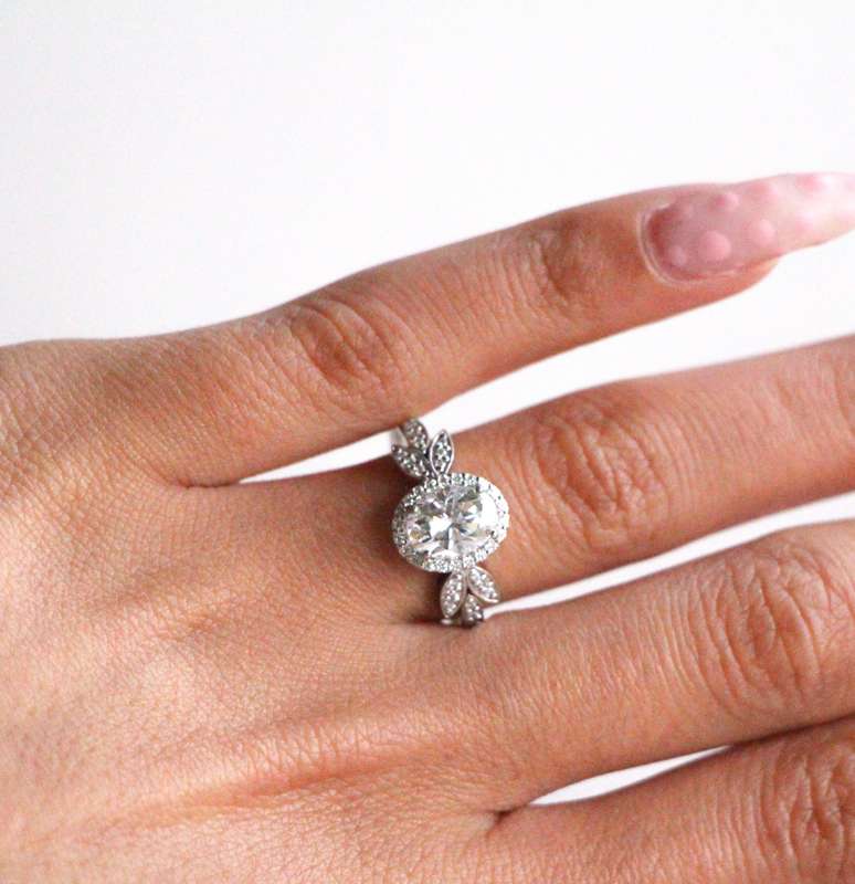 Freya -  Oval Halo Floral Ring