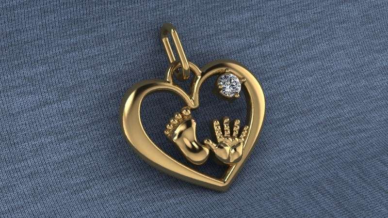 Moms Heart Pendant in Gold