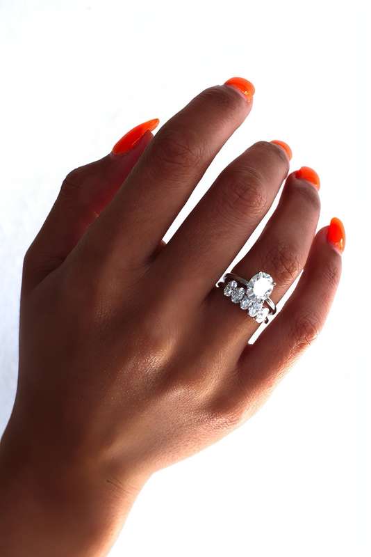 Oval Moissanite Wedding Ring Sets