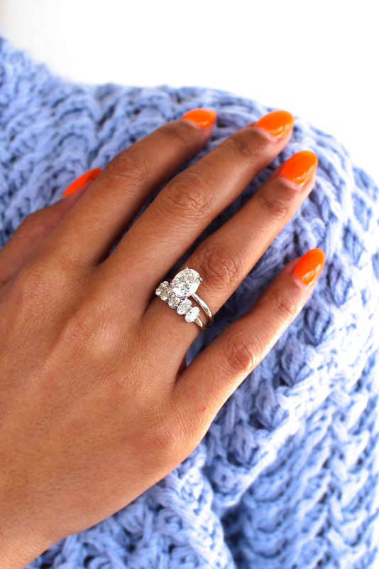 Oval Moissanite Wedding Ring Sets